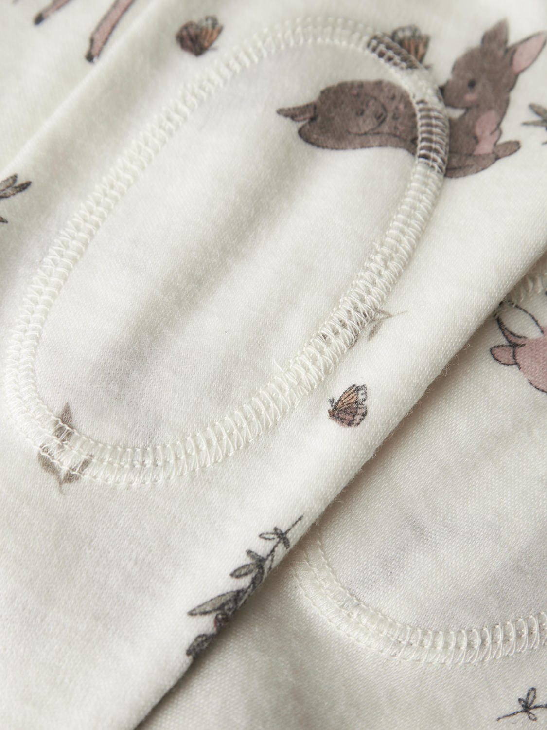 model_shot-front_full